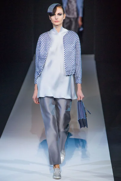 Look 2